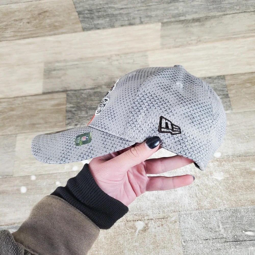 Cleveland Browns New Era Sideline 39THIRTY Brown Stretch Fit Hat Small/Medium